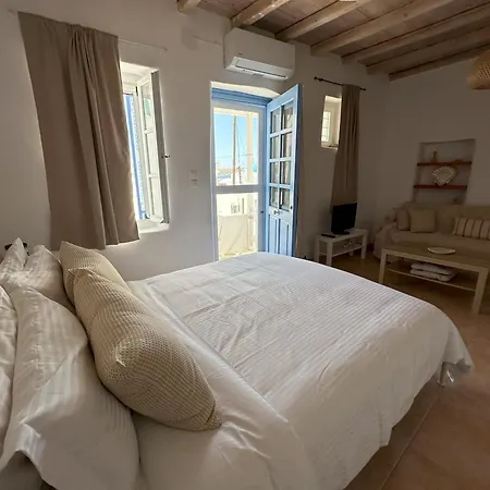 Nesa Paros Lejlighed Naousa