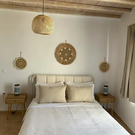 Nesa Paros Апартаменты