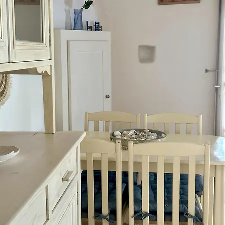 Nesa Paros Апартаменты *